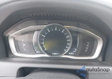 2016 Volvo Xc60 T5 Drive-E Premier z USA, uszkodzony, nr VIN YV440MDK0G2856446